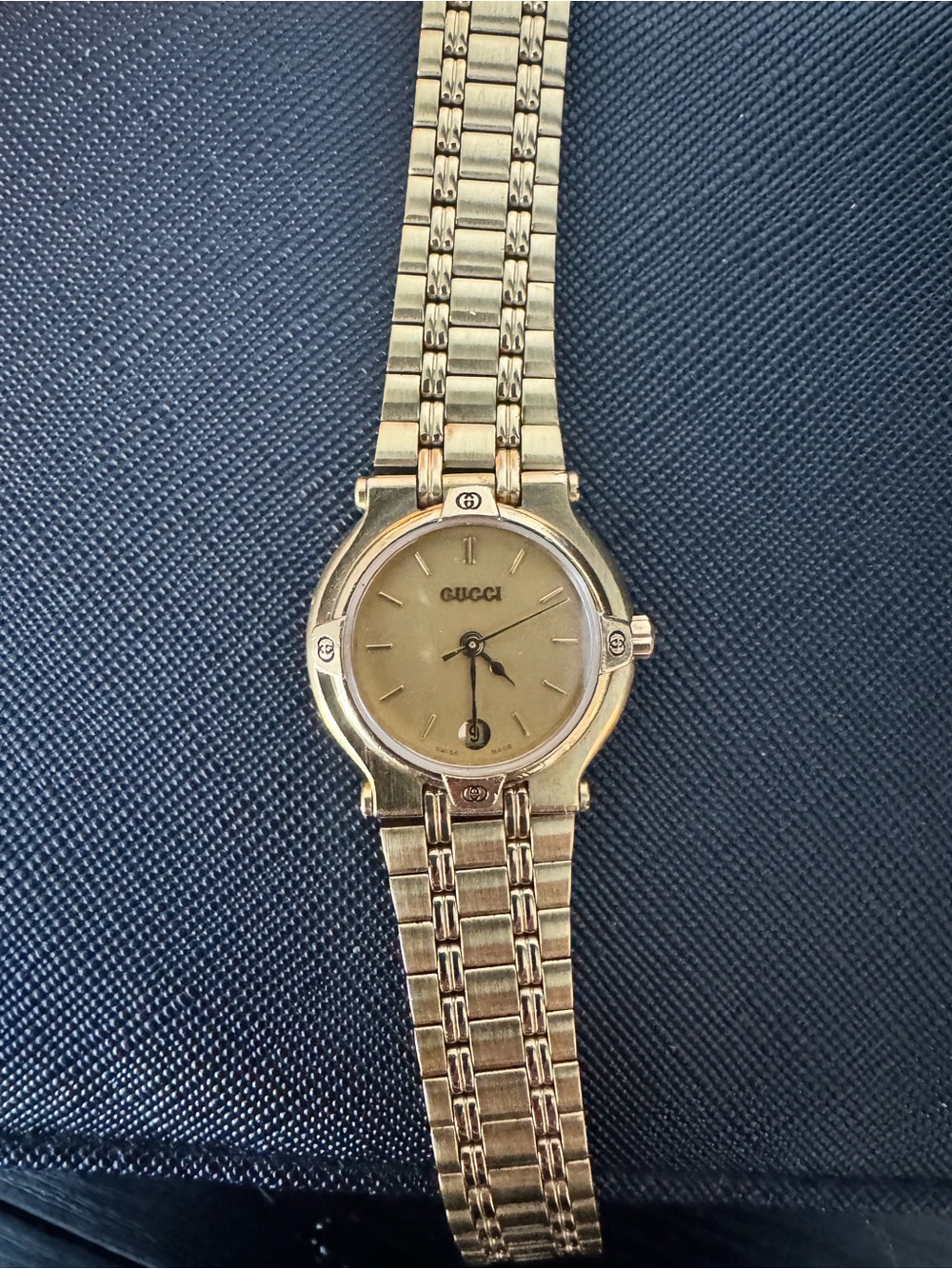 Gucci vintage watch 9200L